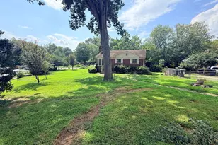 3310 Brush Dr, Falls Church, VA 22042 - Photo 5