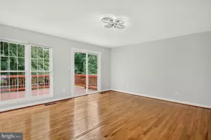 7677 Sheffield Village Ln, Lorton, VA 22079 - Photo 11