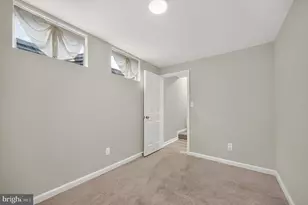 7677 Sheffield Village Ln, Lorton, VA 22079 - Photo 33