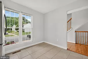 7677 Sheffield Village Ln, Lorton, VA 22079 - Photo 9