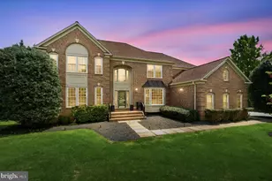 1405 Woodhurst Blvd, McLean, VA 22102 - Photo 1