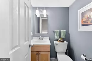 1604 Apricot Ct, Reston, VA 20190 - Photo 25