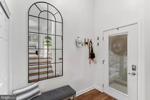 1604 Apricot Ct, Reston, VA 20190 - Photo 3
