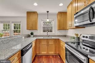 8604 Woodlawn Ct, Alexandria, VA 22309 - Photo 15