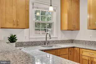 8604 Woodlawn Ct, Alexandria, VA 22309 - Photo 17