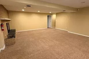 7016 Roundtree Rd, Falls Church, VA 22042 - Photo 17