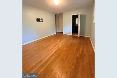 7016 Roundtree Road, Falls Church, VA 22042 - Photo 7