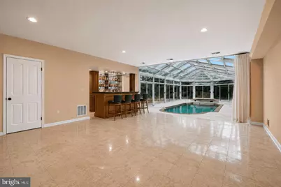 2094 Hunters Crest Way, Vienna, VA 22181 - Photo 17