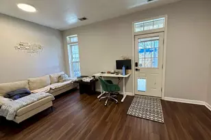 2908 Huntington Grove Square, Alexandria, VA 22306 - Photo 17