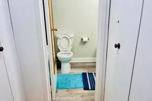 9707 Kings Crown Ct, Fairfax, VA 22031 - Photo 13