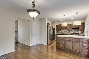 2937 Village Spring Ln, Vienna, VA 22181 - Photo 19