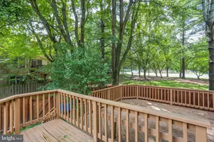 2937 Village Spring Ln, Vienna, VA 22181 - Photo 49