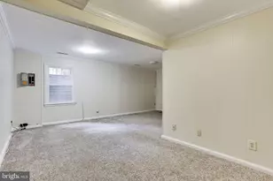 2937 Village Spring Ln, Vienna, VA 22181 - Photo 43