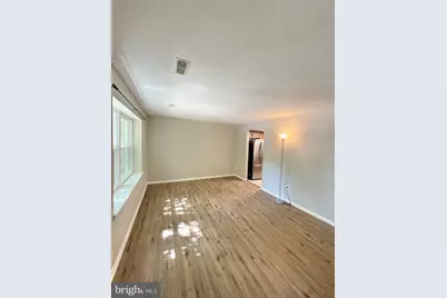 1602 Harvest Green Court, Reston, VA 20194 - Photo 3