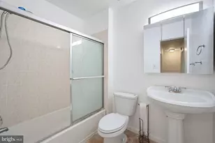 4466 Limelight Ct, Annandale, VA 22003 - Photo 25