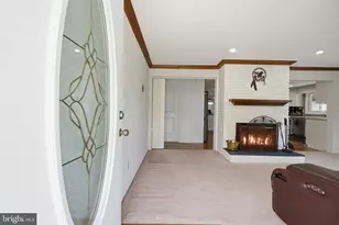 6517 Fairland St, Alexandria, VA 22312 - Photo 9