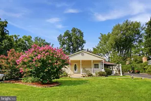 6517 Fairland St, Alexandria, VA 22312 - Photo 3