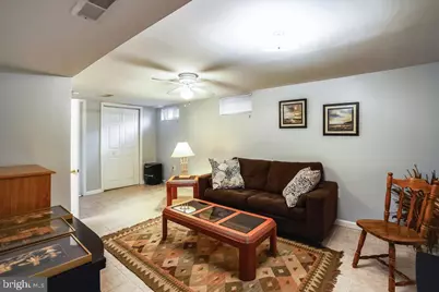 5710 Fenwick Drive, Alexandria, VA 22303 - Photo 9