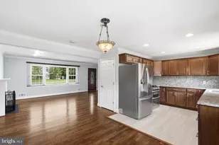 1719 Melbourne Dr, McLean, VA 22101 - Photo 19