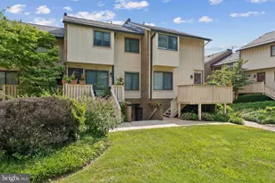 2674 Glengyle Dr, Vienna, VA 22181 - Photo 1