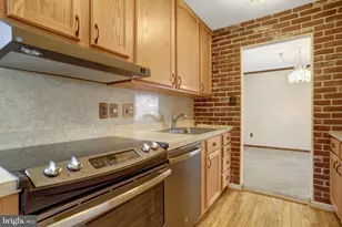 7712 Arlen St, Annandale, VA 22003 - Photo 9
