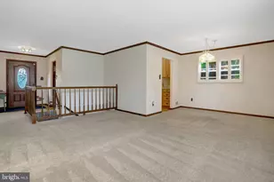 7712 Arlen St, Annandale, VA 22003 - Photo 3