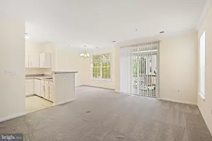 13096 Marcey Creek Rd, Herndon, VA 20171 - Photo 5