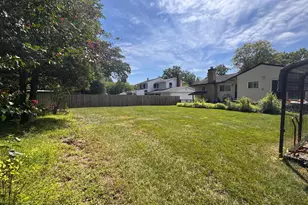 8510 Cottage St, Vienna, VA 22180 - Photo 3
