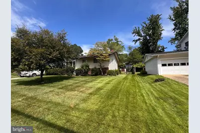 8510 Cottage Street, Vienna, VA 22180 - Photo 5