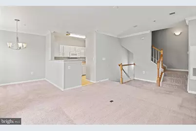 13122 Marcey Creek Road, Herndon, VA 20171 - Photo 5