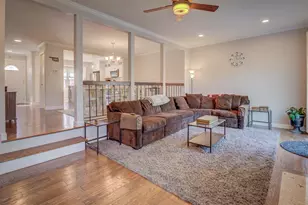 3039 White Birch Ct, Fairfax, VA 22031 - Photo 7