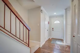 3039 White Birch Ct, Fairfax, VA 22031 - Photo 13