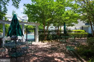 12890 Fair Briar Ln, Fairfax, VA 22033 - Photo 33
