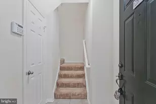 12890 Fair Briar Ln, Fairfax, VA 22033 - Photo 3