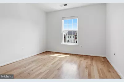 7348 Bloomington Court, Springfield, VA 22150 - Photo 35