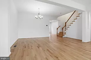 7348 Bloomington Ct, Springfield, VA 22150 - Photo 19