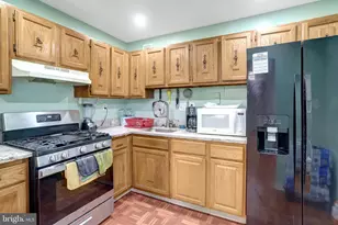 6133 Leesburg Pike, Falls Church, VA 22041 - Photo 11