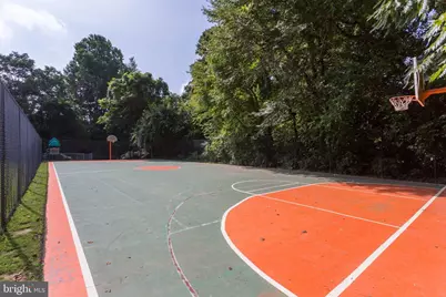 6133 Leesburg Pike #201, Falls Church, VA 22041 - Photo 31