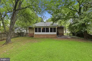 8621 Buckboard Dr, Alexandria, VA 22308 - Photo 33