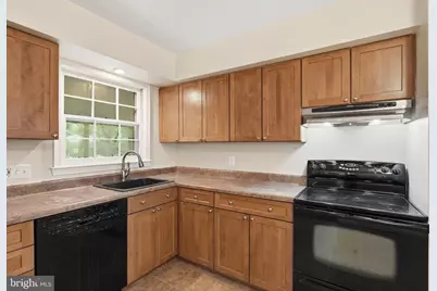 8621 Buckboard Drive, Alexandria, VA 22308 - Photo 11