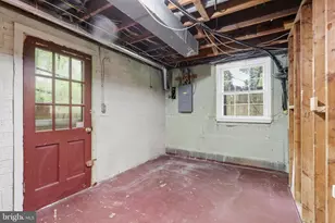 8621 Buckboard Dr, Alexandria, VA 22308 - Photo 27