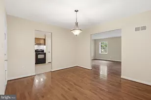 8621 Buckboard Dr, Alexandria, VA 22308 - Photo 9