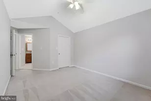 12747 Fair Briar Ln, Fairfax, VA 22033 - Photo 17