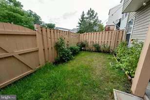 13591 Beckingham Dr, Herndon, VA 20171 - Photo 15