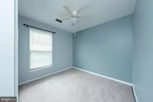 13591 Beckingham Dr, Herndon, VA 20171 - Photo 5