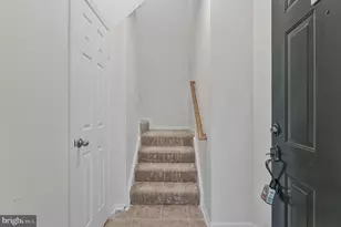 4529 Superior Square, Fairfax, VA 22033 - Photo 3