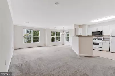 4529 Superior Square, Fairfax, VA 22033 - Photo 5