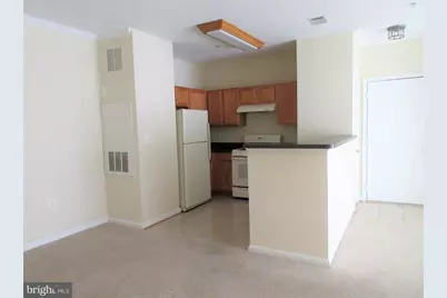 5109 Travis Edward Way #E, Centreville, VA 20120 - Photo 13