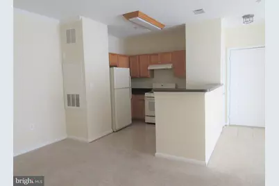 5109 Travis Edward Way #E, Centreville, VA 20120 - Photo 7