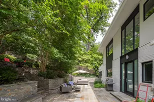 6016 Chesterbrook Rd, McLean, VA 22101 - Photo 47